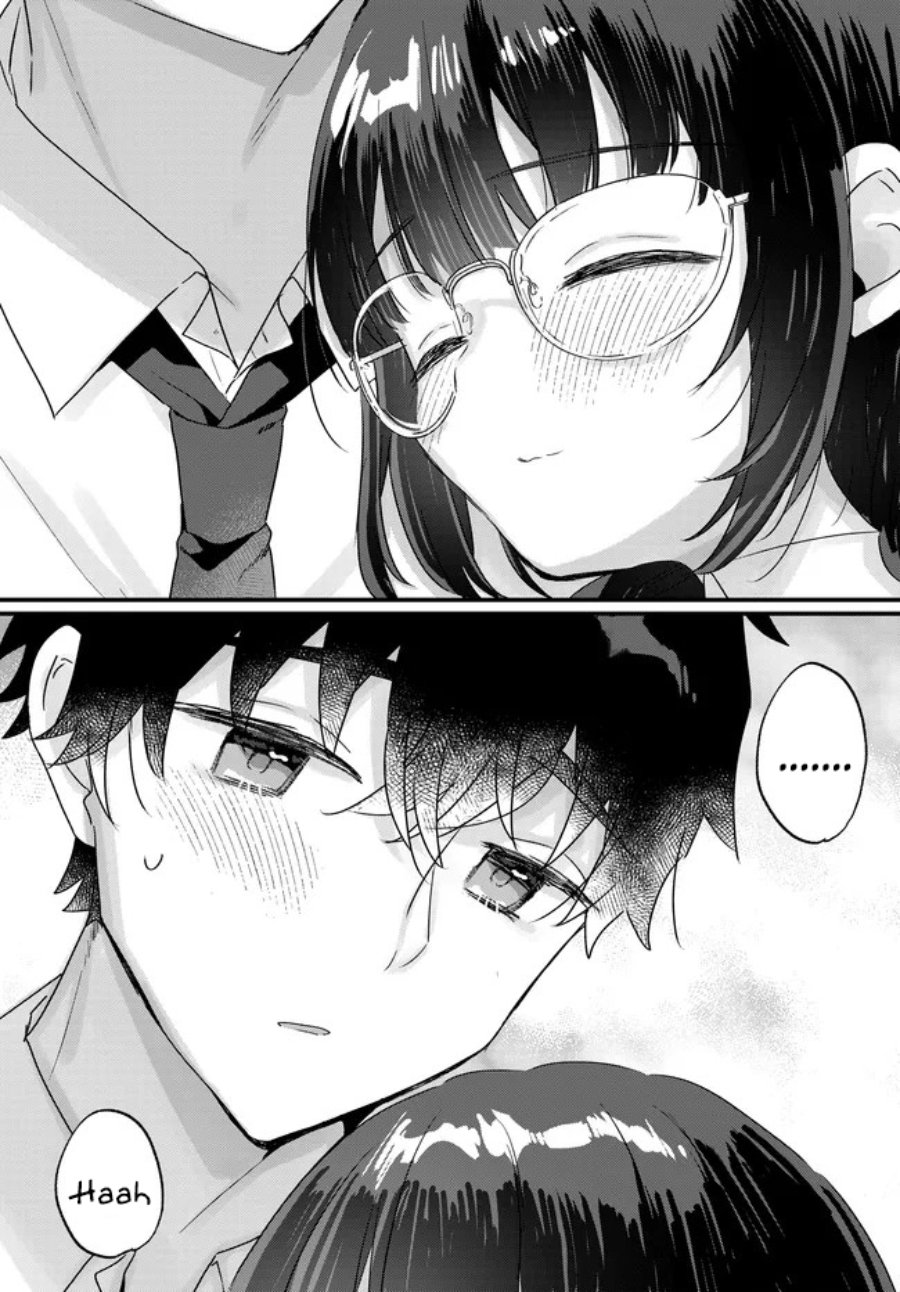 Chiisakute Kawaii Bungeibu no Chiteki na Senpai o, Hiza no Ue ni Nosetara Mainichi Suwattekuru you ni natta Chapter 4.2 - Page 4