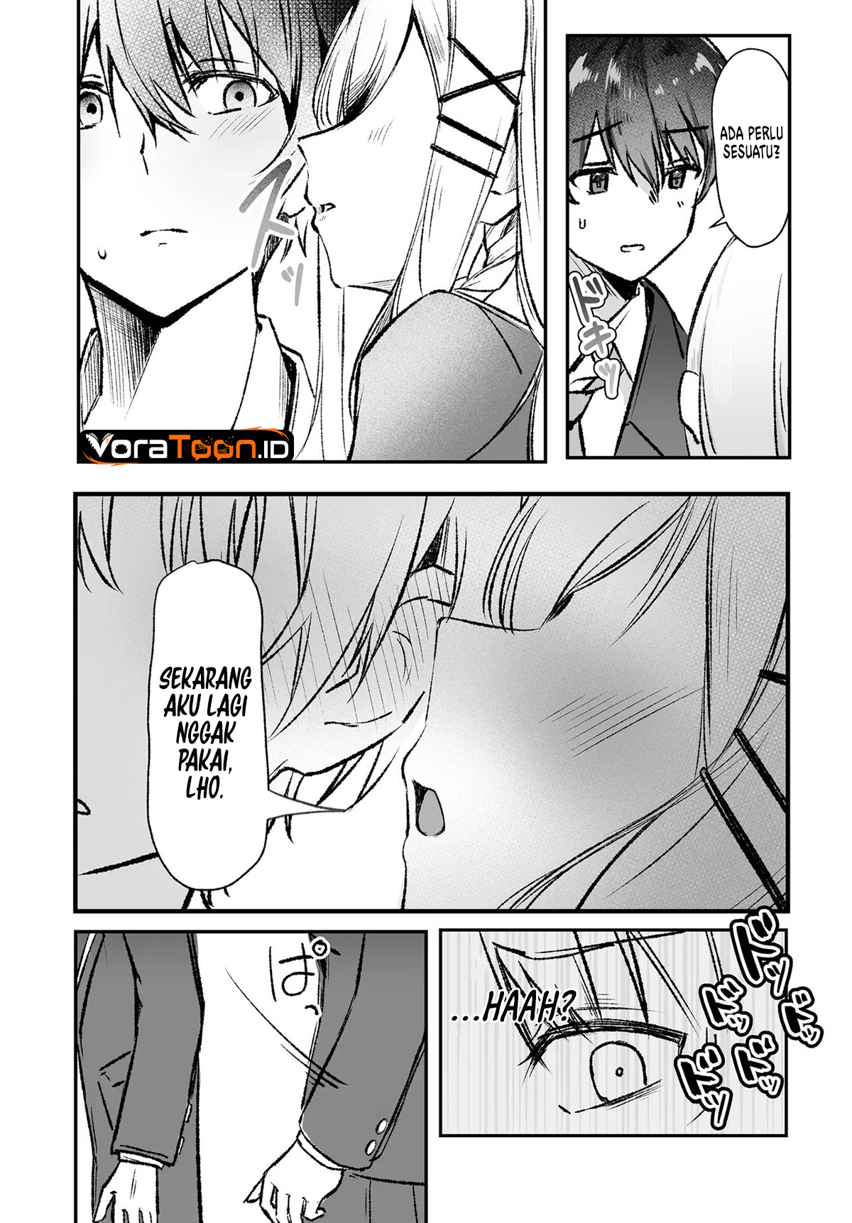 Tonari no Seki no Seijo-sama wa Ore ni Kossori Skirt no Naka wo Oshiete Kureru Chapter 1 - Page 18
